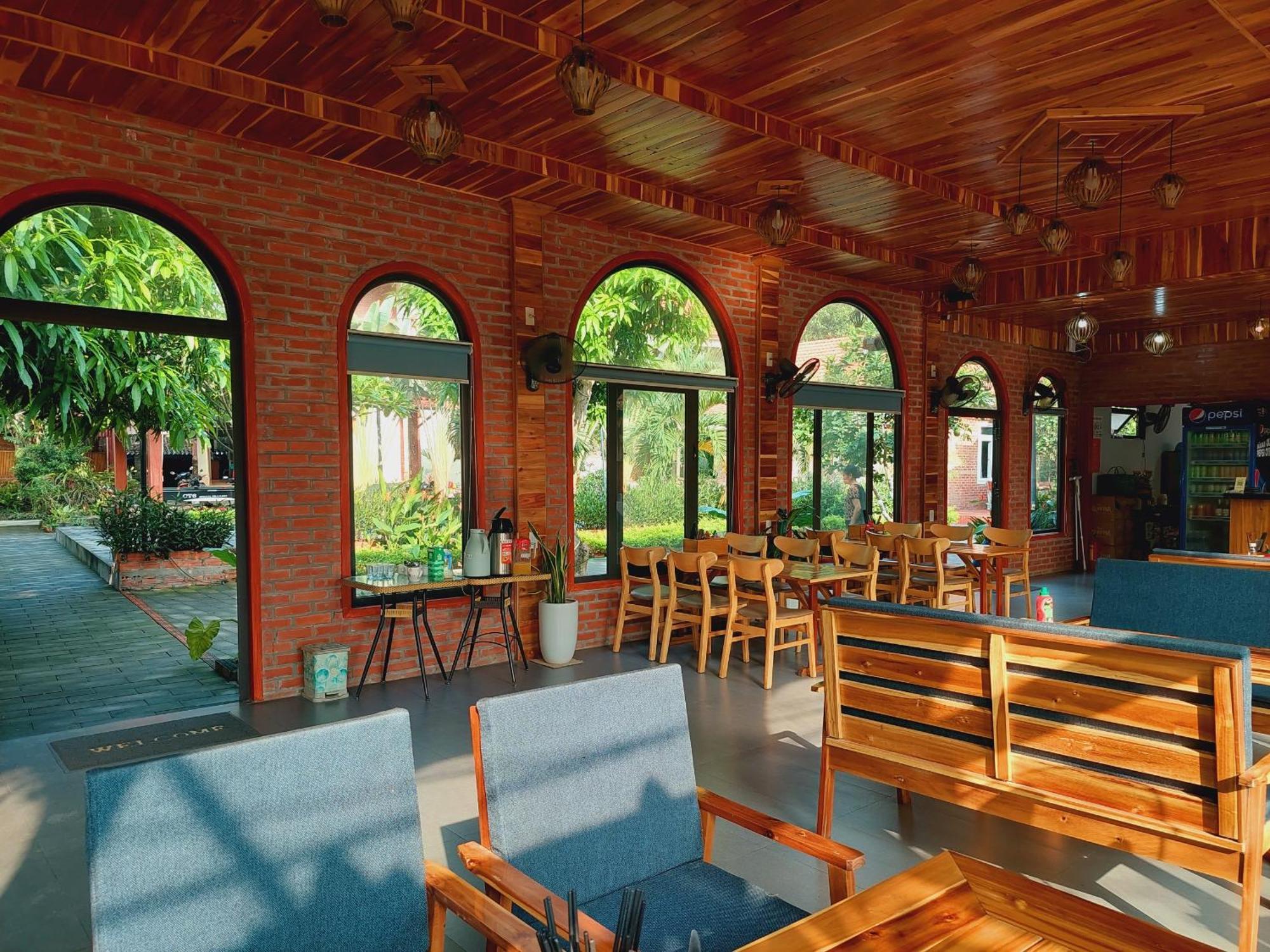 Ninh Binh Mountain Side Homestay & Cafe ภายนอก รูปภาพ